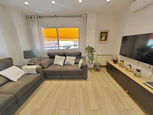 Dúplex en venta en Sabadell, Creu de Barberà. Dúplex con terraza junto a la Pza de la Creu de Barberà. Dúplex.
