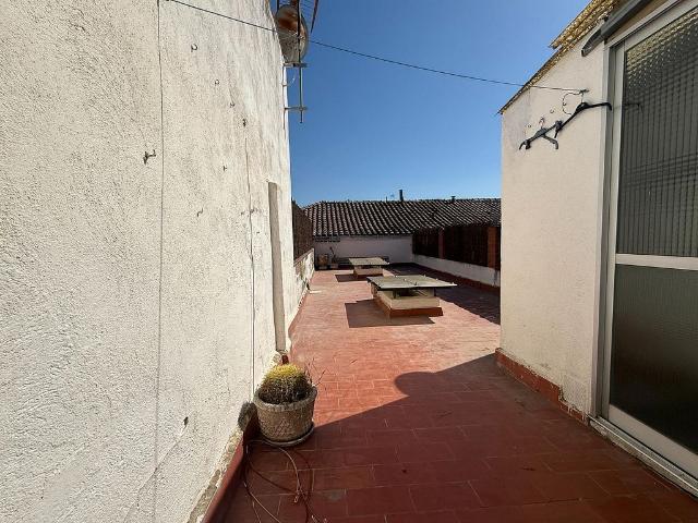 Dúplex en venta en Sabadell, de 248 m² 4 habitaciones por 225.000