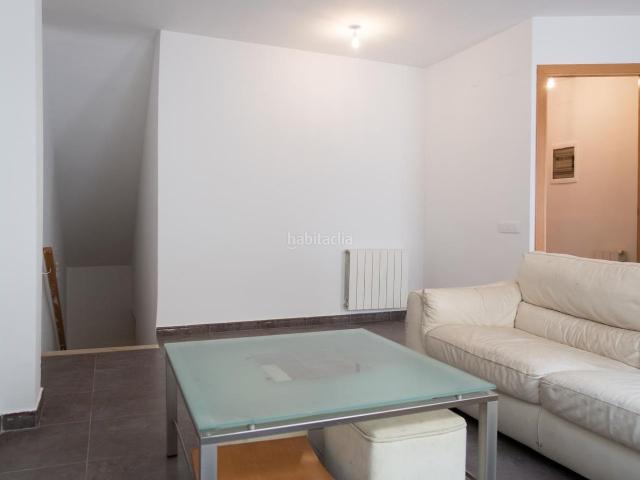 Dúplex en venta en Sabadell, Els Merinals. Moderno duplex con amplia terraza privada en Sabadell. Dúplex.