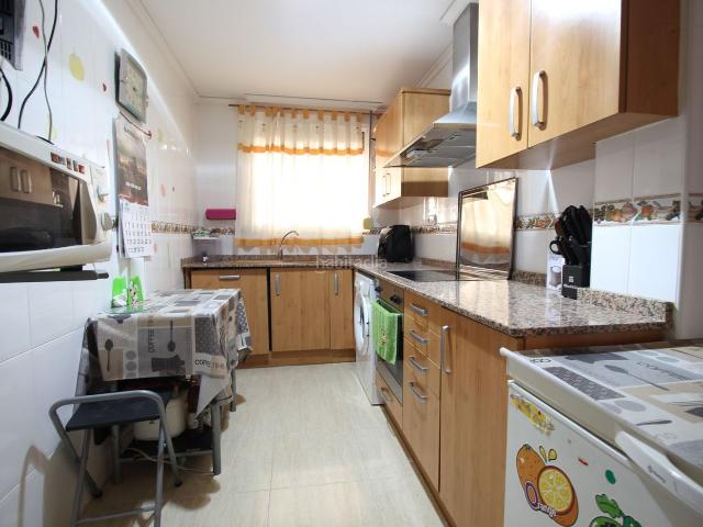 Dúplex en venta en Sagunt, San José Los Metales. DÚPLEX CON TERRAZA Y MUCHA LUZ. Dúplex.