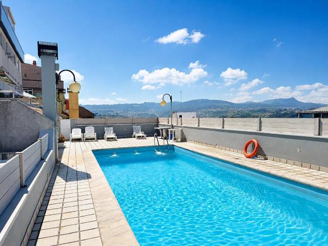 Dúplex en Venta en Salgueira O Castaño