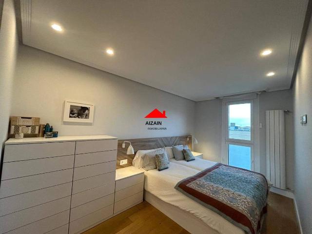 Dúplex en Venta en San Pedro de Deusto La Ribera