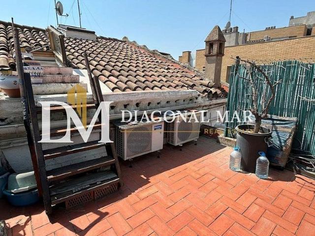 Dúplex en venta en Sant Adrià de Besos, de 76 m² 3 habitaciones por 314.000