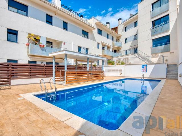 Dúplex en venta en Sant Feliu de Guíxols, Volta de l´Ametller Costa Brava. DUPLEX CON TERRAZA VOLTA AMETLLER ZONA PUERTO ST. FELIU DE GUIXOLS. Dúplex Sant Feliu de.