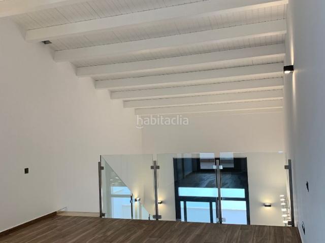 Dúplex en venta en Sant Feliu de Llobregat, Centre Can Nadal. Precioso duplex con mucho encanto en Centro Sant Feliu. Dúplex Sant Feliu de.
