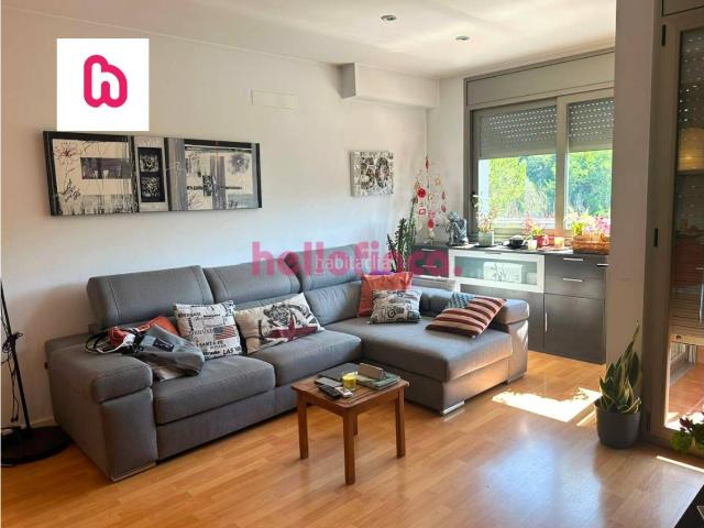 Dúplex en venta en Sant Joan de Vilatorrada. Espectacular dúplex reformado con terraza en el Mas Sant Joan de Vilatorrada. Dúplex Sant Joan de.