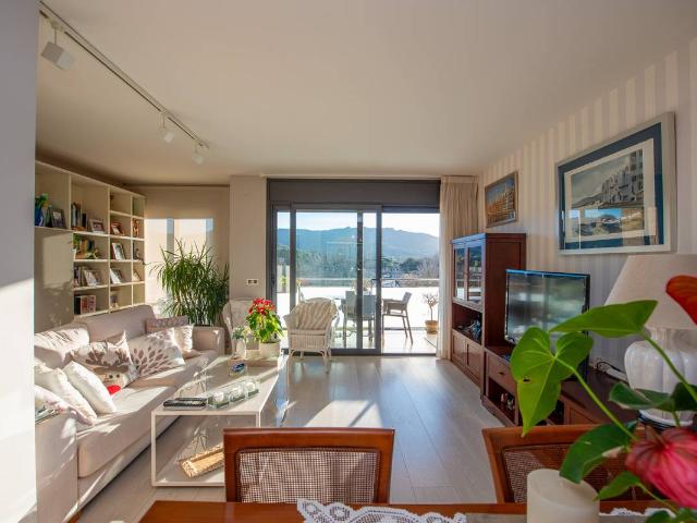 Dúplex en Venta en Santa Cristina Poble