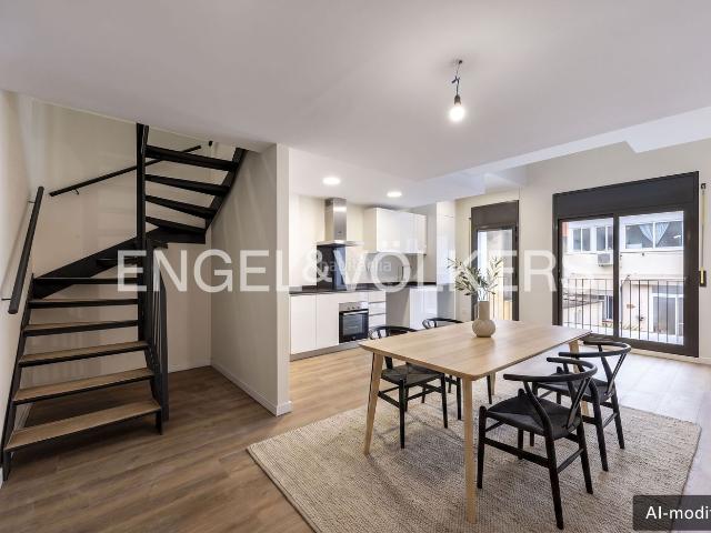 Dúplex en venta en Santa Perpètua de Mogoda. Elegante apartamento con terrazas en Santa Perpètua de Mogoda, a 30 minutos de Barcelona. Dúplex Santa Perpètua de.
