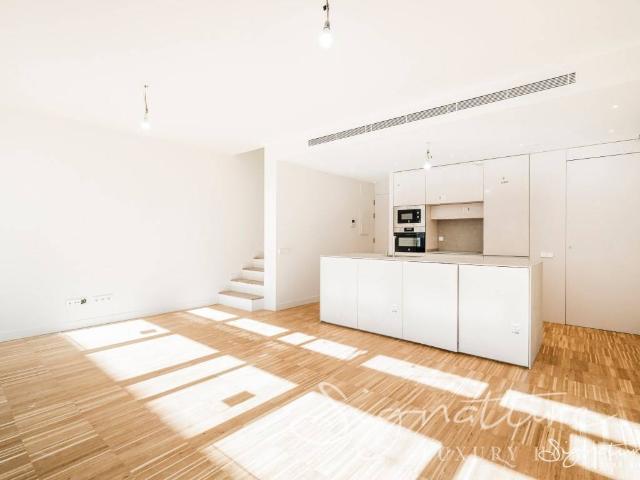 Dúplex en Venta en Sants