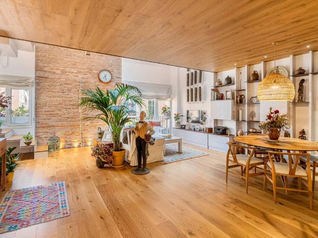 Dúplex en Venta en Sants