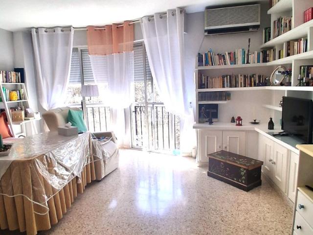 Dúplex en venta en Sevilla, Santa Catalina. Duplex en San Julian. Dúplex.