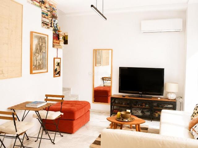 Dúplex en venta en Sevilla, San Julián. INVERSIÓN CON LICENCIA TURÍSTICA EN PLENO CENTRO HISTÓRICO DE SEVILLA. Dúplex.