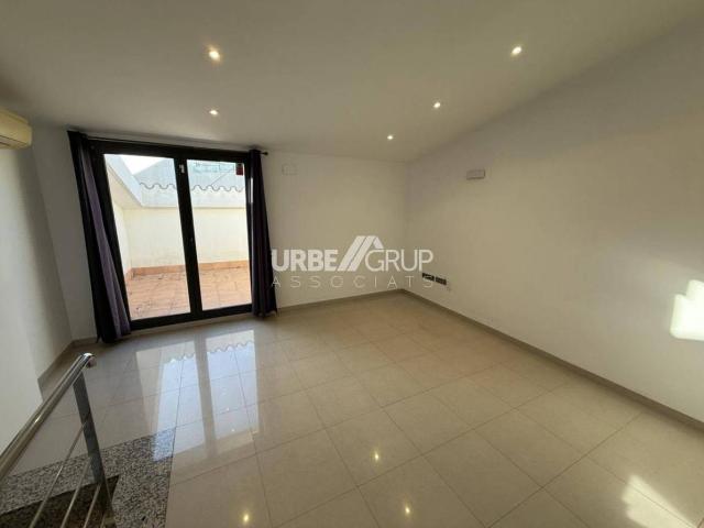 Dúplex en Venta en Segle XX