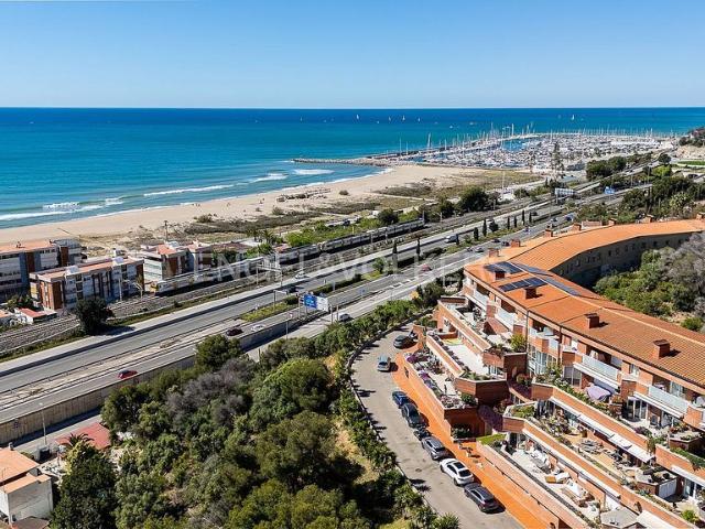 Dúplex en venta en Sitges, de 134 m² 4 habitaciones por 795.000