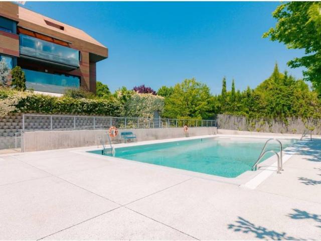 Dúplex en Venta en Pozuelo de Alarcón