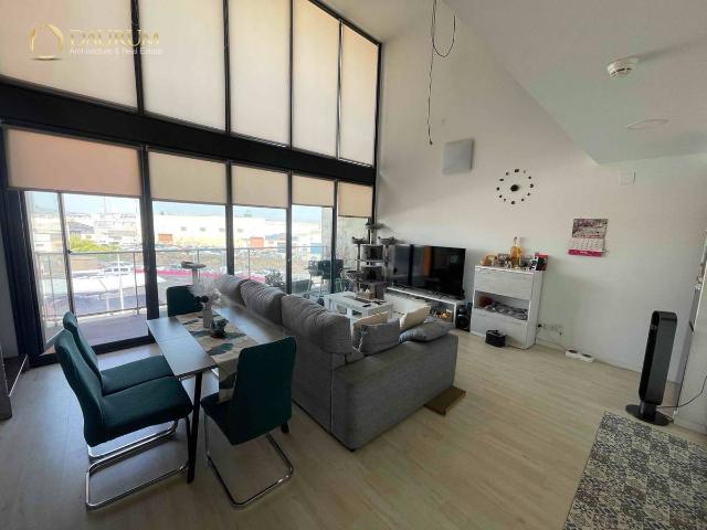 Dúplex en Venta en Polígono del Aeropuerto