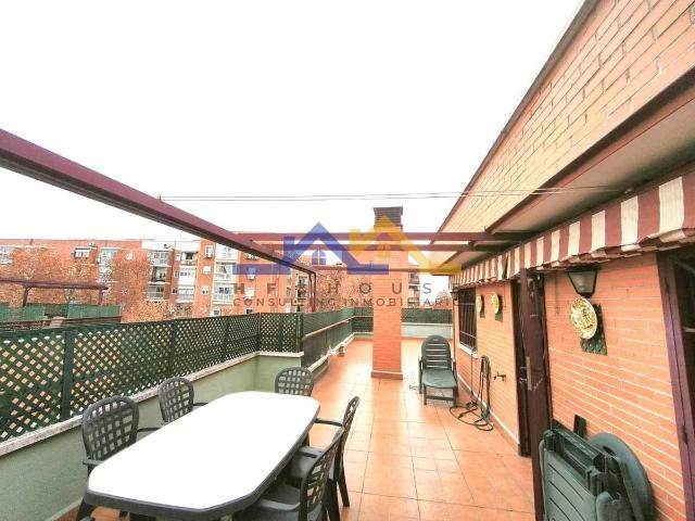 Dúplex en Venta en Portazgo