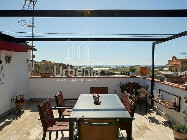 Dúplex en venta en Palafolls, de 66 m² 3 habitaciones por 225.000