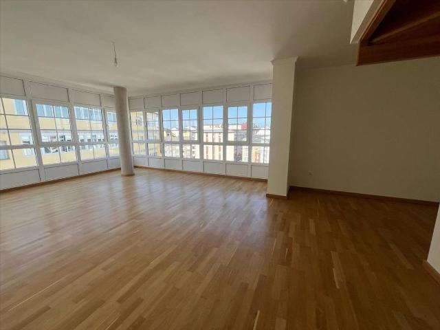 Dúplex en Venta en Paradai
