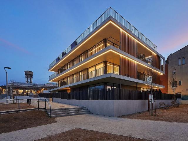 Dúplex en venta en pasaje De L'escola, Taradell, de 100 m² 3 habitaciones por 352.600