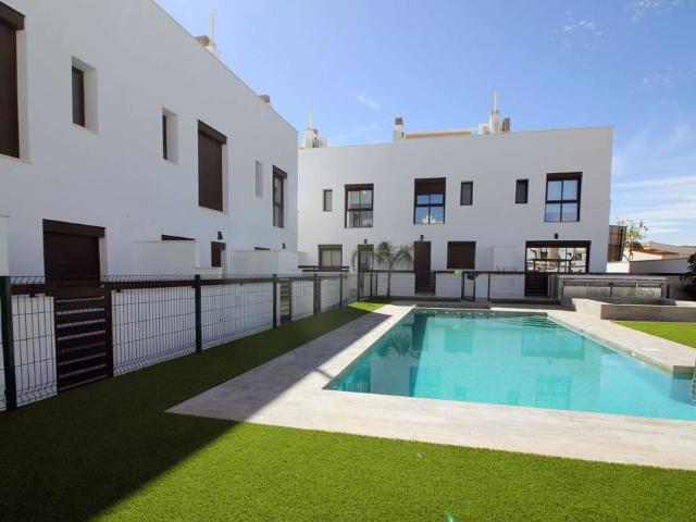 Dúplex en Venta en Pilar de la Horadada ciudad