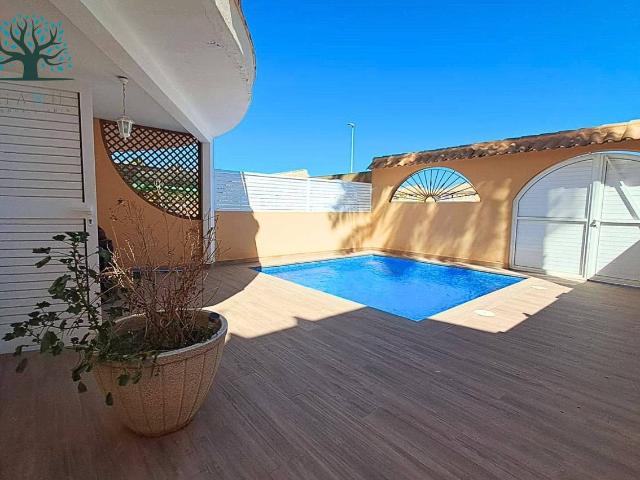 Dúplex en Venta en Playa Grande Castellar