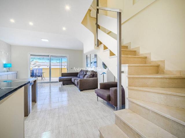Dúplex en Venta en Playa del Duque