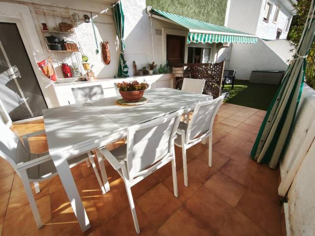 Dúplex en Venta en Playa Poniente