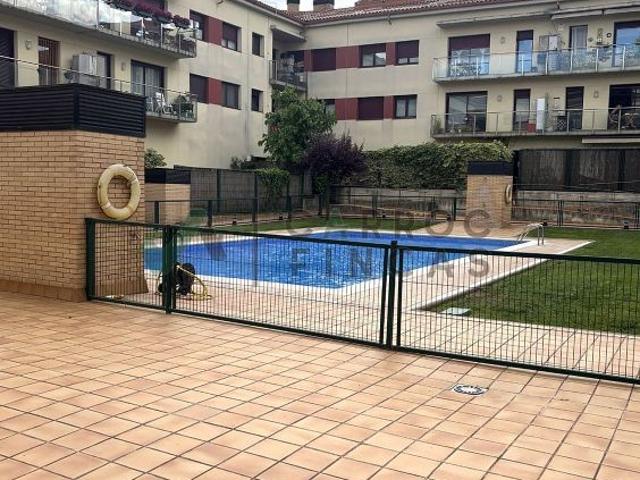 Dúplex en venta en plaza Enric Borràs, Cardedeu, de 90 m² 3 habitaciones por 345.000