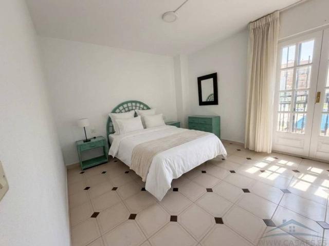 Dúplex en Venta en Roquetas de Mar