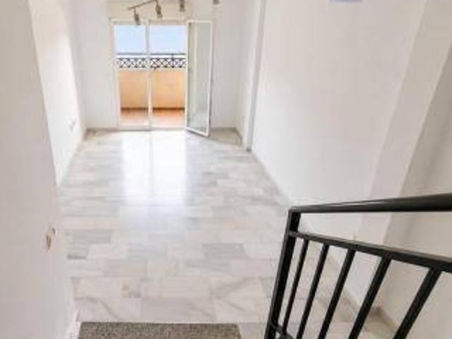 Dúplex en Venta en Rosaleda Juventud