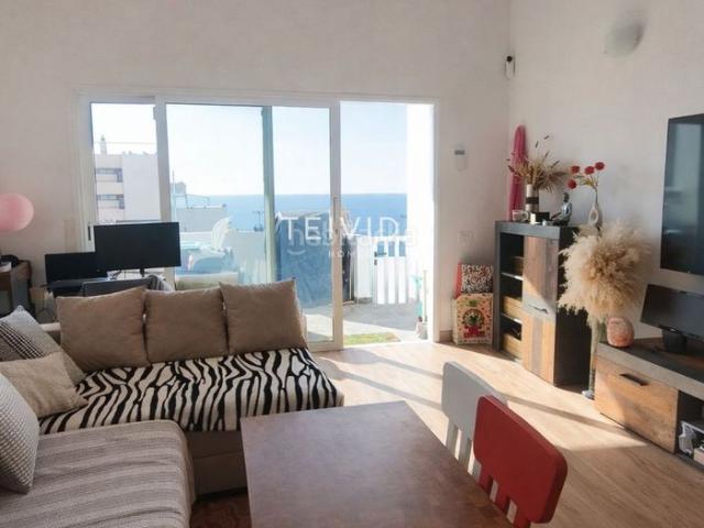 Dúplex en venta en Rosario El, Tabaiba. Dúplex reformado con terrazas, piscina y garaje cerca del mar en Tabaiba baja!. Dúplex Rosario.