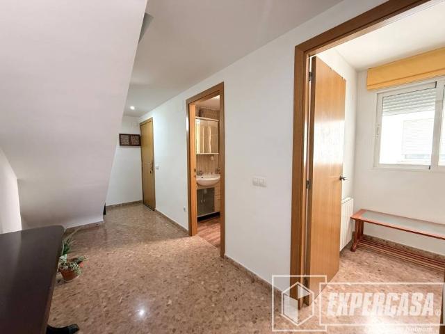 Dúplex en Venta en Riba roja de Túria
