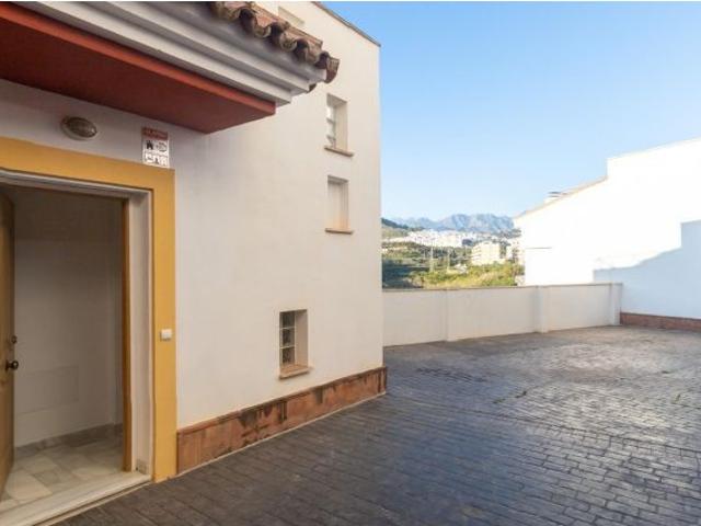 Dúplex en Venta en Torrox Costa, Málaga