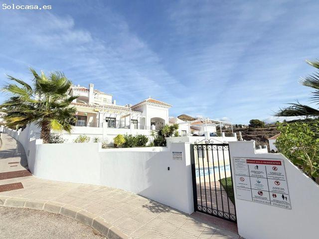 Dúplex en Venta en Torrox Costa, Málaga