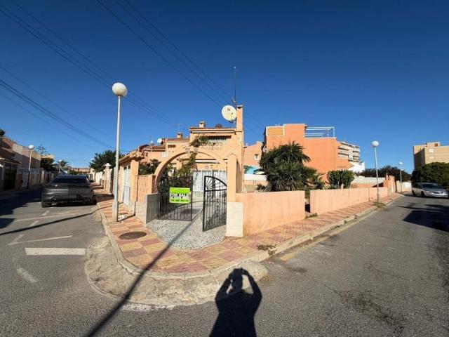 Duplex en venta en Torrevieja, Los Frutales