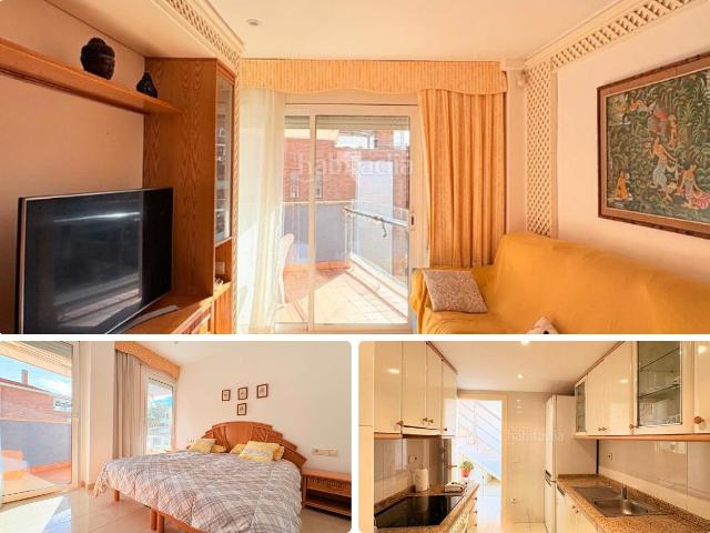 Dúplex en venta en Torredembarra, Platja de la Paella Costa Dorada. Ático dúplex de 125m2, 3hab, 3bañ, 2 tzas 10m2 y 60 m2, 1 pk, 1 trastero. Torredembarra. Dúplex.