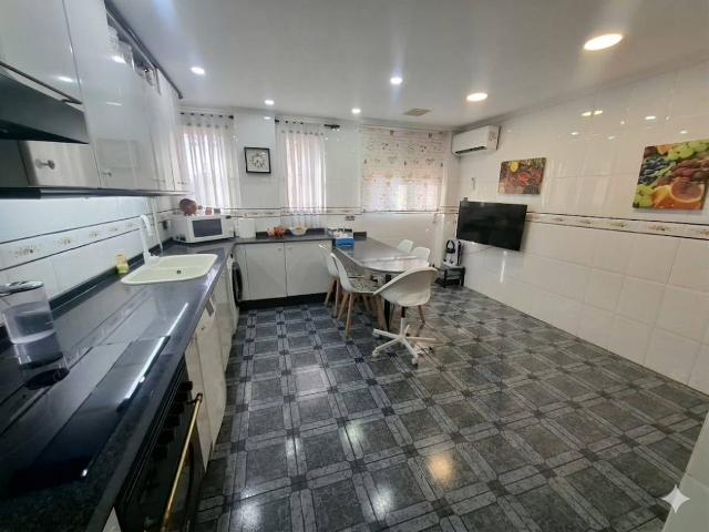 Dúplex en Venta en Torrefiel