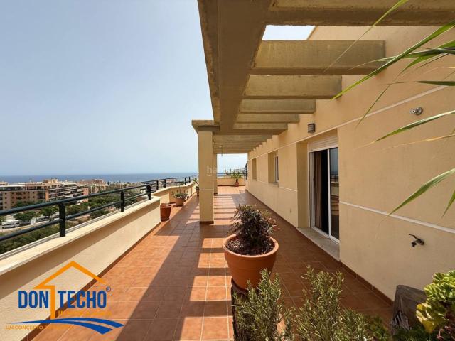 Dúplex en venta en Torremolinos, El Pinillo. Increíble ÁTICO DÚPLEX a la VENTA en El Pinillo Torremolinos, con VISTAS AL MAR y montaña. Dúplex.