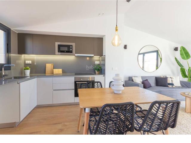 Dúplex en venta en Terrassa, Ca n'Aurell. ENAMORÁTE DE ESTE DÚPLEX DE OBRA NUEVA Y TERRAZA. Dúplex.