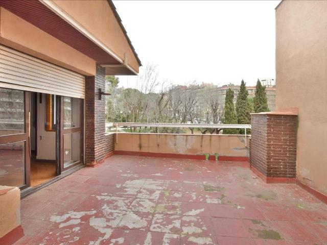 Dúplex en venta en Terrassa, Cementiri Vell. Piso en Calle Mare De Deu Del Pilar. Dúplex.