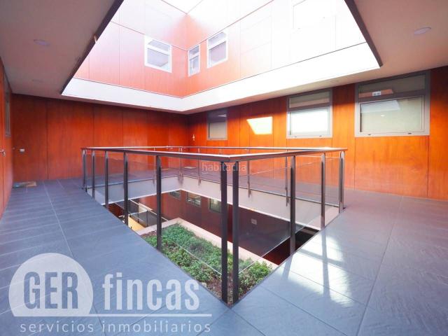 Dúplex en venta en Terrassa, Barri del Centre. Duplex en el centro con parking y trastero. Dúplex.