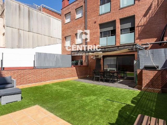 Dúplex en venta en Terrassa, de 80 m² 3 habitaciones por 325.000