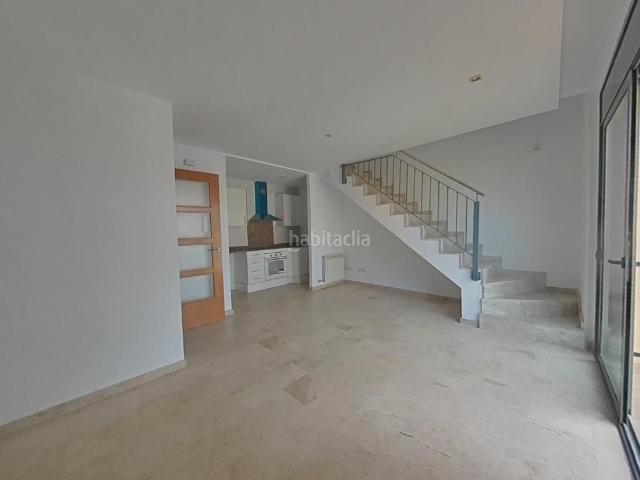 Dúplex en venta en Terrassa, San Pere. llogat només per a inversió. Dúplex.