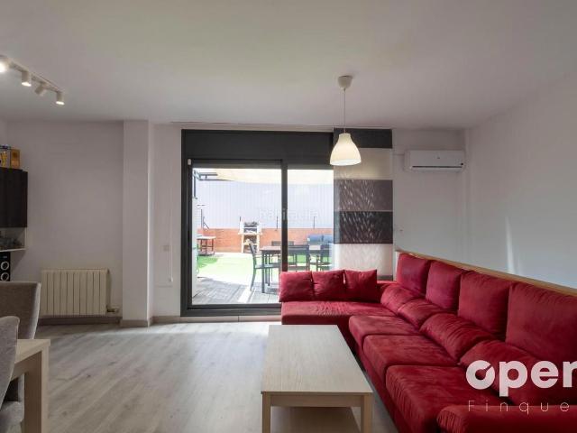 Dúplex en venta en Terrassa, Plaça Catalunya Escola Industrial. CALLE MIQUEL VIVES. Dúplex.