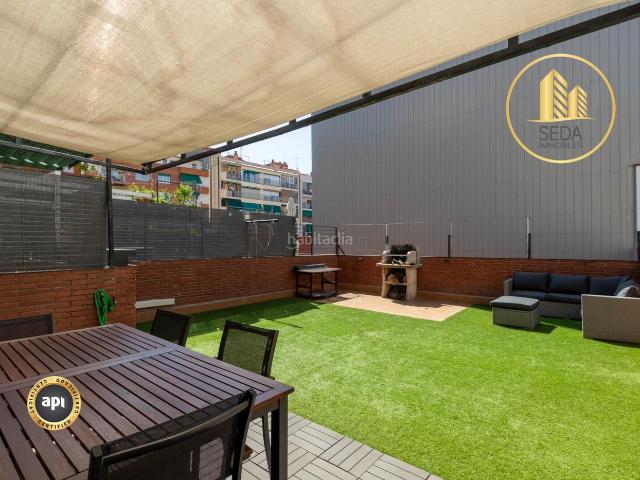 Dúplex en venta en Terrassa, Plaça Catalunya Escola Industrial. Exclusivo dúplex con 72 m² de terrazas. Dúplex.