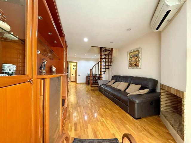 Dúplex en Venta en Trinitat Vella