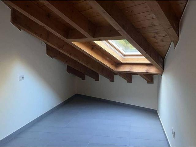 Dúplex en venta en urbanización Golf Aravell, Montferrer i Castellbó, de 86 m² 3 habitaciones por 290.000
