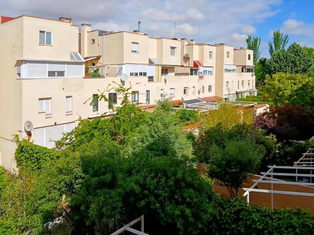 Dúplex en Venta en Urbanizaciones