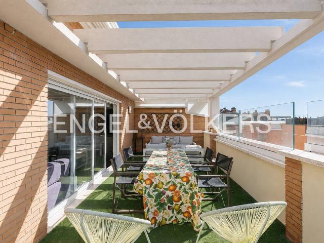 Dúplex en Venta en Valdemarín
